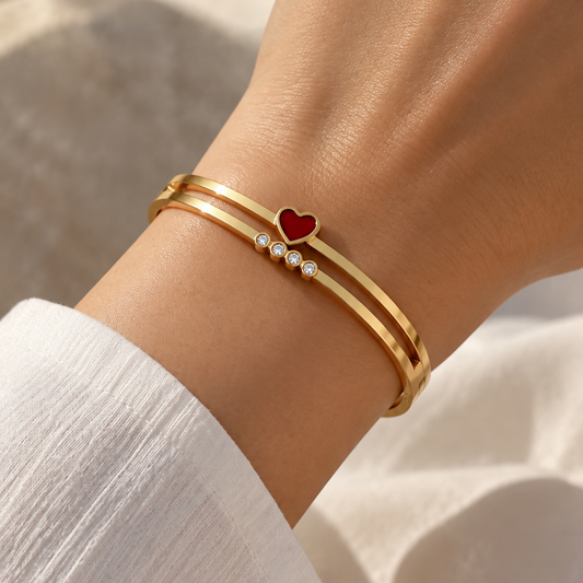 Amour Heart Bangle