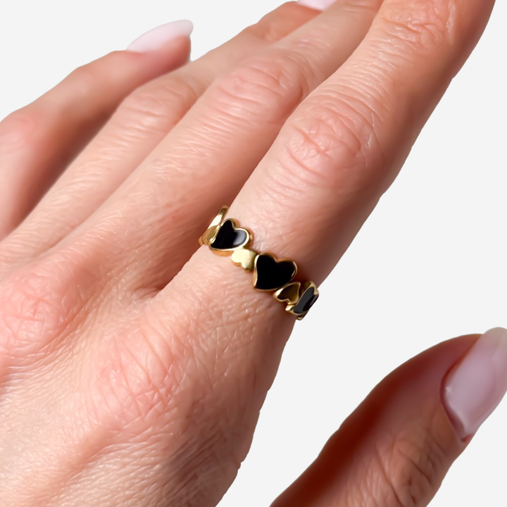 Gold-plated Titanium Black with Hearts Ring