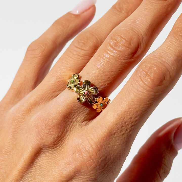Gold-plated Titanium with Flowers Ring