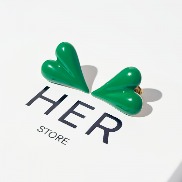Gold-plated Titanium Green Heart Shaped Earrings