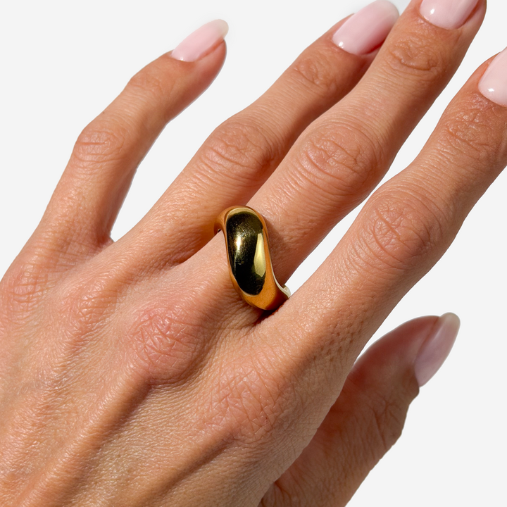 მოოქროვილი ტიტანის ბეჭედი