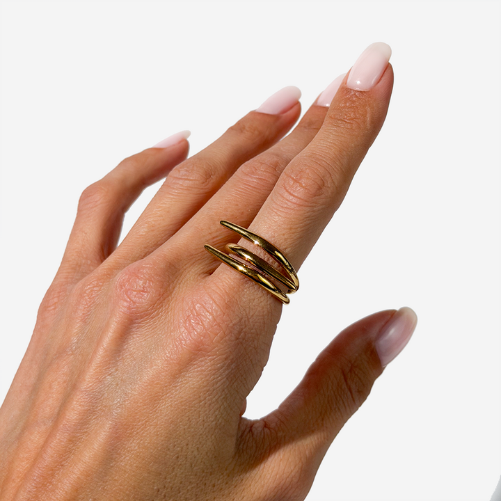 მოოქროვილი ტიტანის ბეჭედი