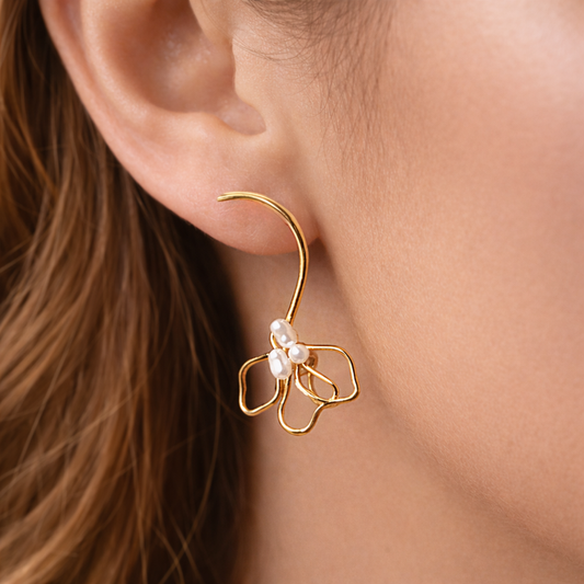 Gold-plated Titanium with Pearl Earrings