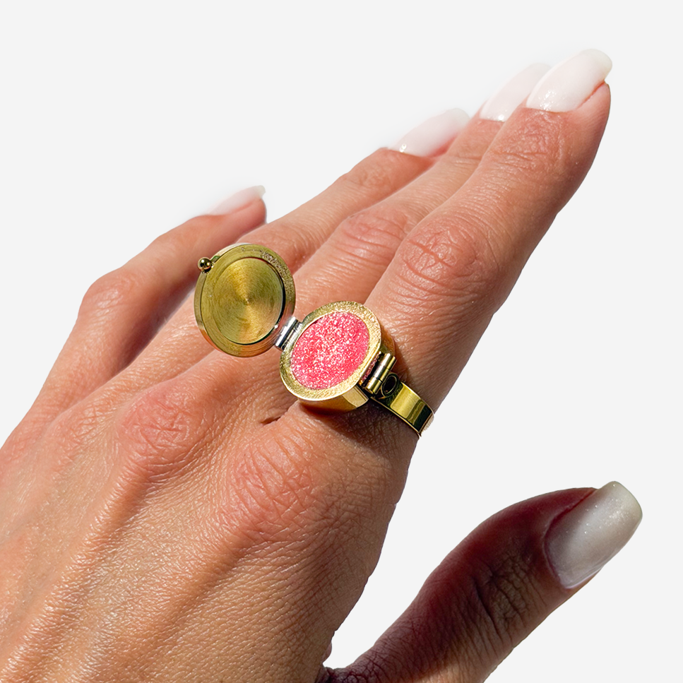 Lipstick Ring