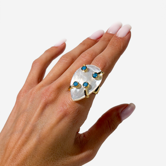 მარგალიტის ბეჭედი ქვებით